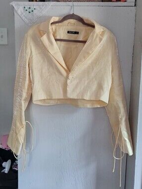 Nasty Gal Butter Yellow Cropped Blazer